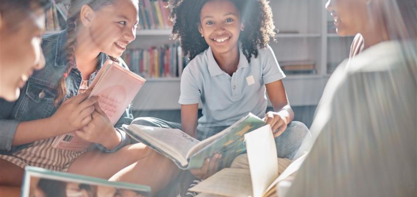 meiden lezen in boeken